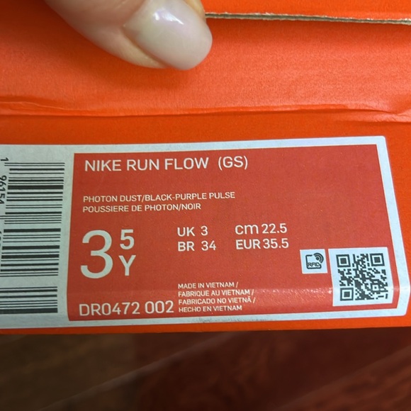 NIKE Run Flow kids shoes - Picture 4 of 14